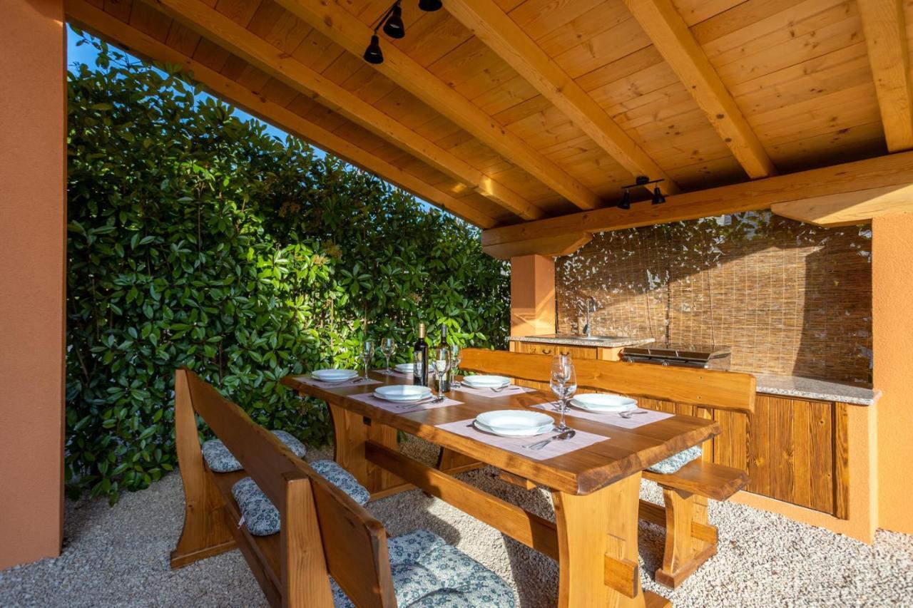 Holiday House Toici Nenadici  Ngoại thất bức ảnh