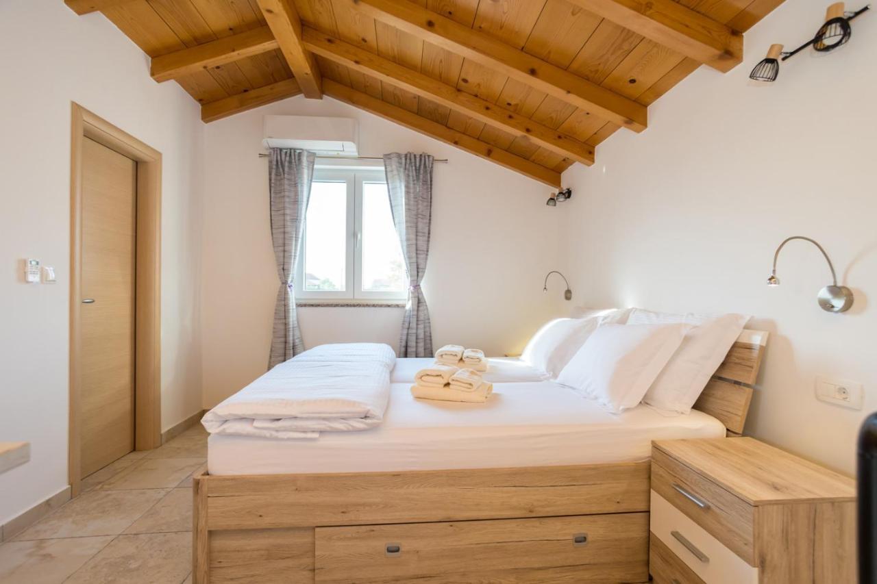 Holiday House Toici Nenadici  Ngoại thất bức ảnh