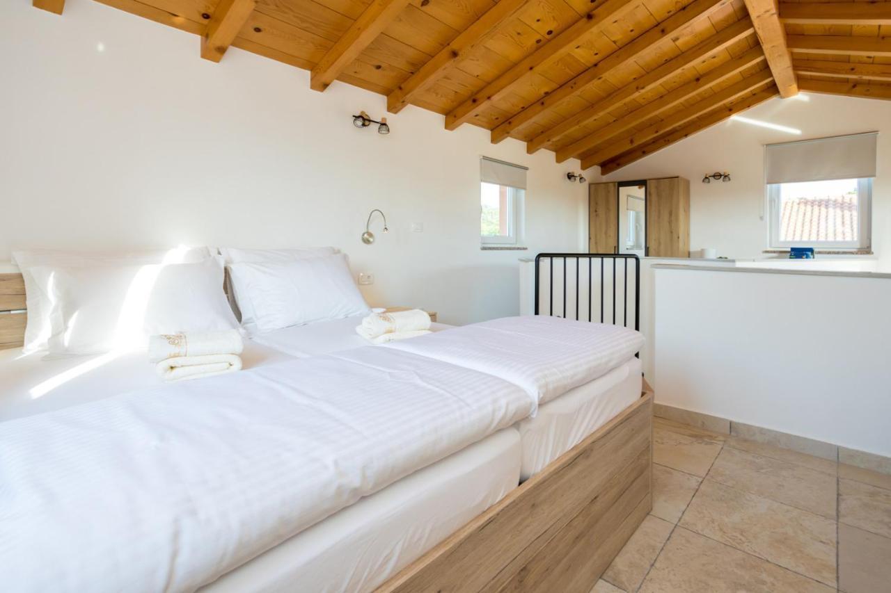 Holiday House Toici Nenadici  Ngoại thất bức ảnh