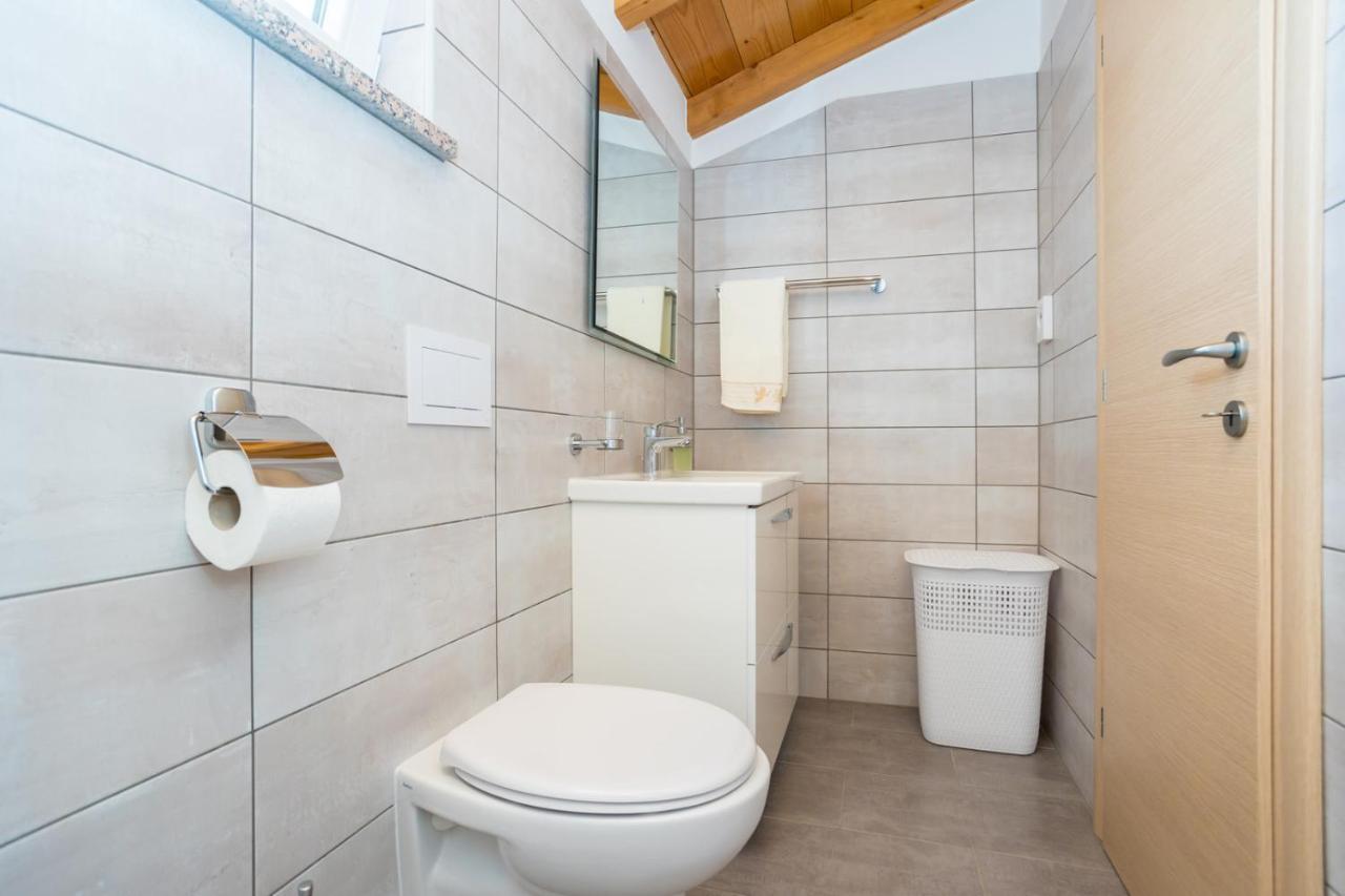 Holiday House Toici Nenadici  Ngoại thất bức ảnh
