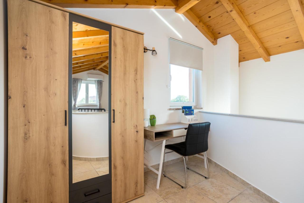 Holiday House Toici Nenadici  Ngoại thất bức ảnh